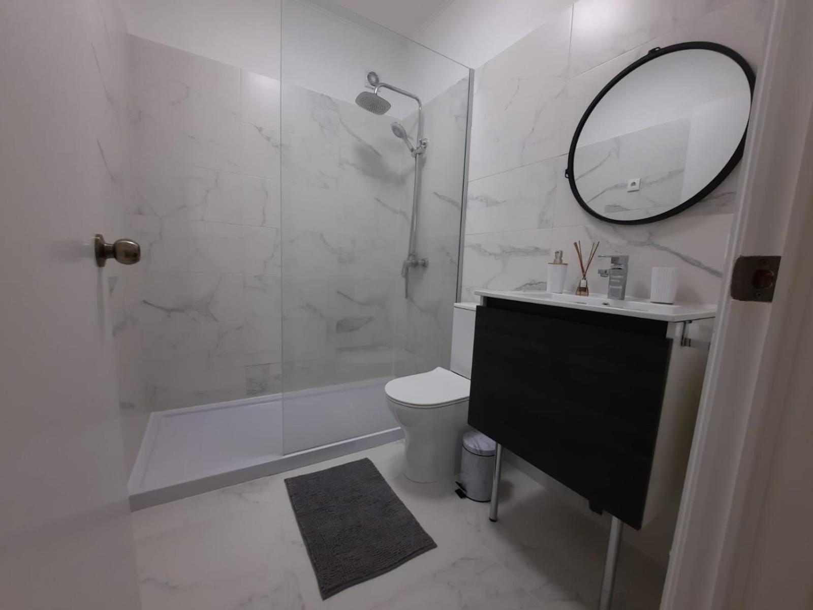 Apartamento Central T3 蓬塔德尔加达 外观 照片