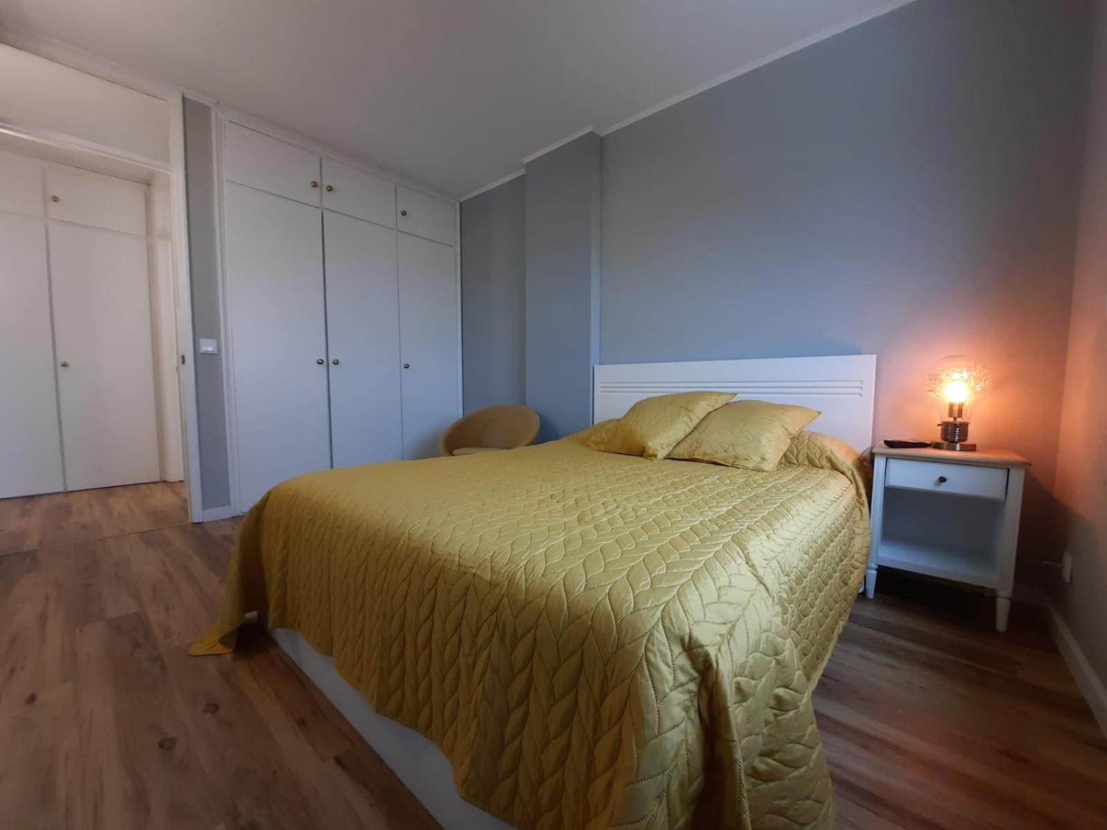 Apartamento Central T3 蓬塔德尔加达 外观 照片